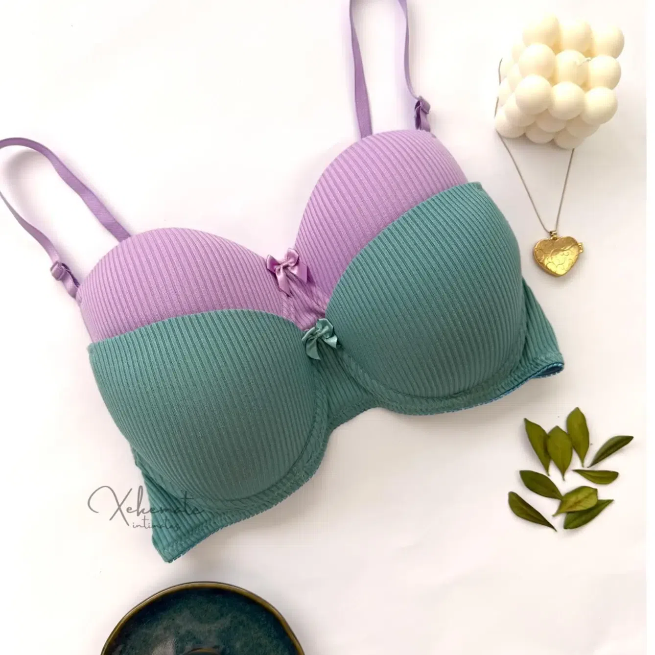 Kit 5 Sutiãs Suede com Bojo Canelado Liso Soutien Básico Confortável Moda Feminina Alças Reguláveis Fecho Traseiro